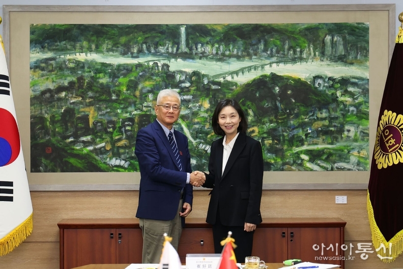 최호정 의장(오른쪽), 중국 인민대학동문기업가협회와 면담