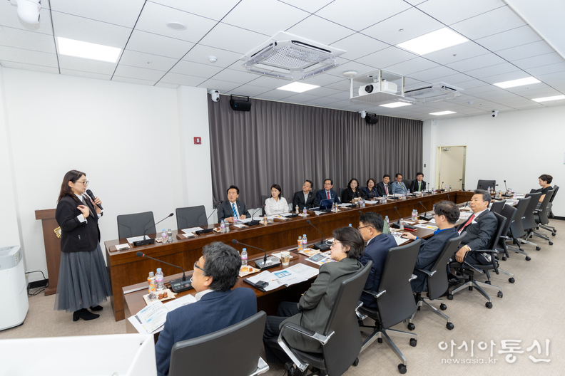 지난 22일 강남구의회 7층 열린회의실에서 열린 2024년 폭력예방 통합교육 현장 전경