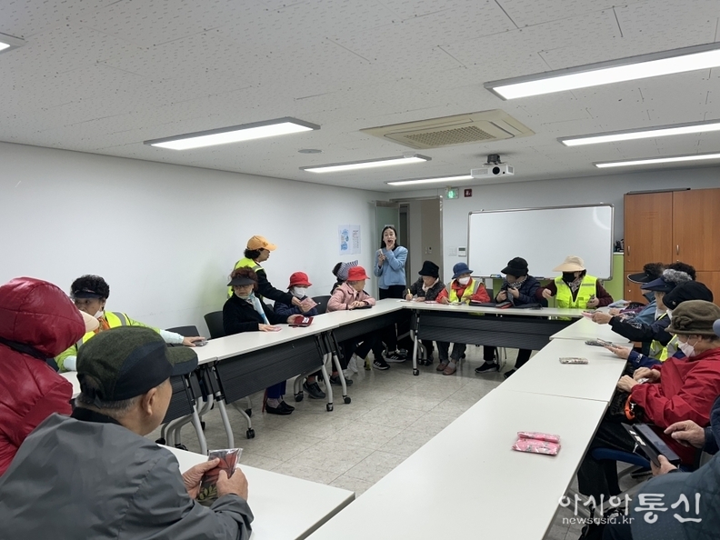 (자양제3동) 25일 실시된 ‘재활용 분리수거 달인’ 교육 현장