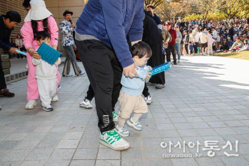 구미경 시의원, 주민들과 함께 한마음 걷기대회 참석.