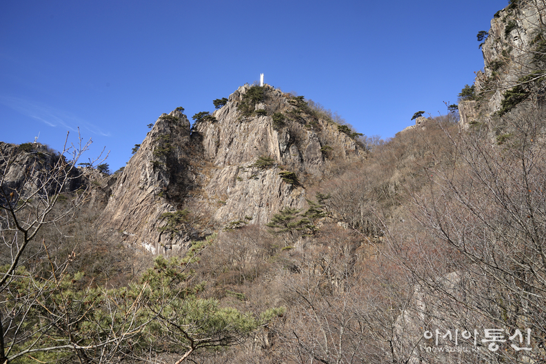 <전북 완주군, "동학 혁명 최후의 항전지, <strong>멀리 보이는 대둔산 정상"</strong>> 김광부 기자