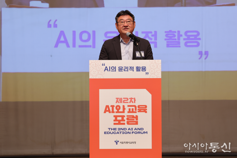 축사하는 박상혁 교육위원장