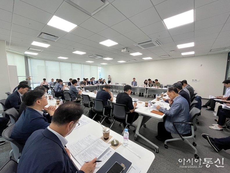 -대학 도시계획 혁신 간담회 사진