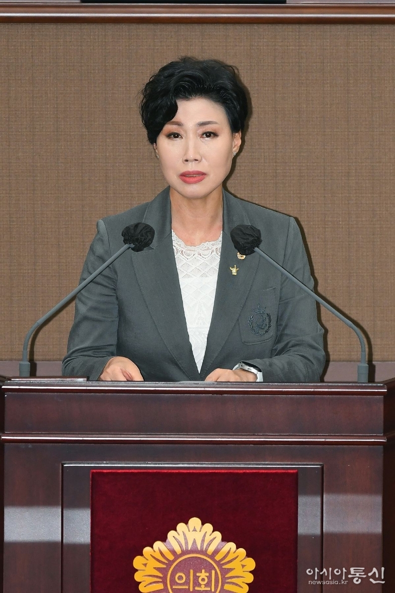 서울특별시의회 교육위원회 소속 최재란 의원(더불어민주당, 비례대표)