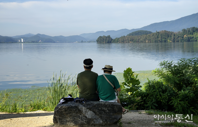 <경기도 양평군 양서면,<strong> "북한강과 남한강이 서로 만나는 합수지점 두물머리 여름"</strong>> 김광부 기자