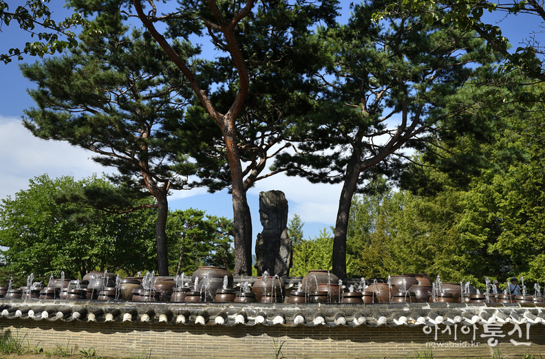 <경기도 양평군 양서면, <strong>"물과 꽃의 정원 세미원, ('독수리 5형제를 부탁해' 촬영지 항아리 분수대)"</strong>> 김광부 기자