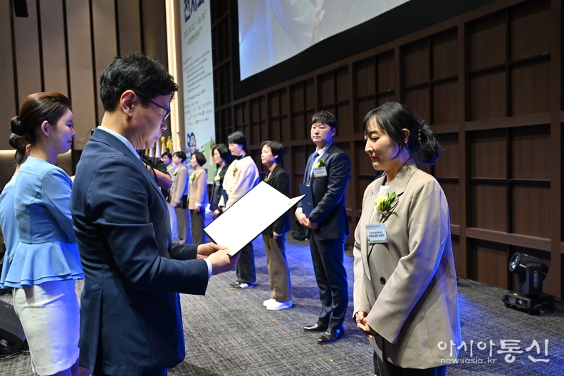 도서관 운영 유공 우수도서관 시상식_청담도서관