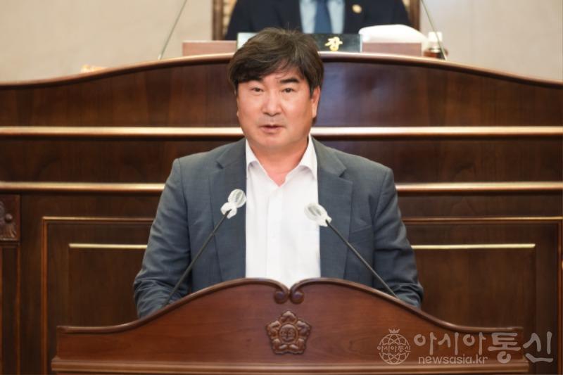 사본 -1.김지훈 의원(자치행정위원장).jpg