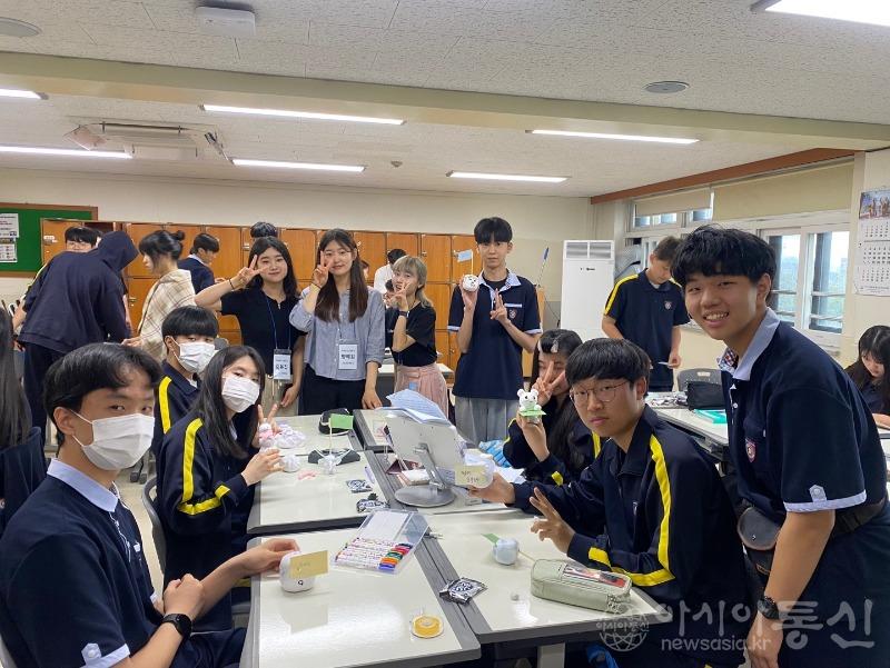 사본 -삼육보건대학교, 지역 중‧고교 멘토링 교육봉사04.jpg