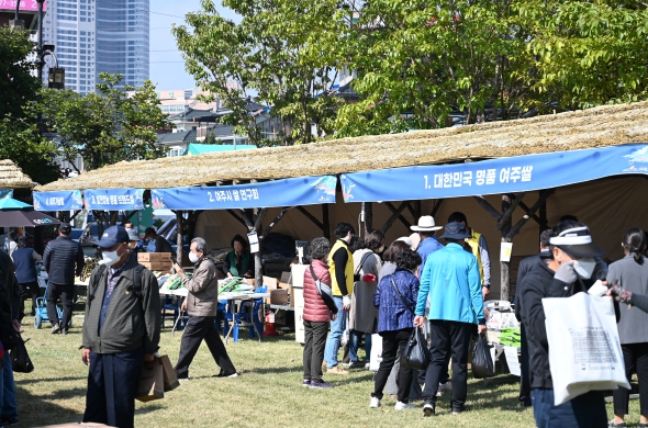 풍성한 먹거리, 다채로운 즐길 거리 ‘2023 여주오곡나루축제’ 개최