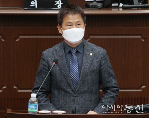 대전 서구의회 김동성 의원, 하수도 및 도로변 배수로 빗물받이 정비 및 개선방안 모색