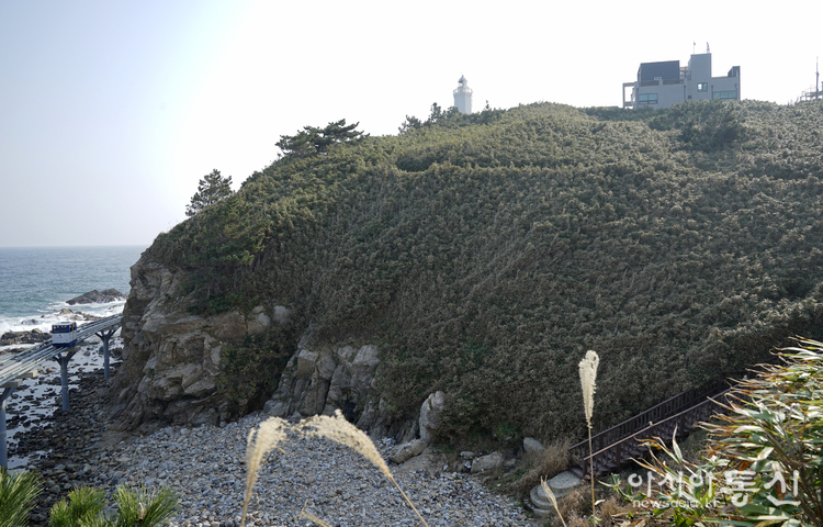 <경북 울진<strong>, "푸른 동해를 품은 하트 해변 울진 죽변항 용의꿈길에서 보이는 풍경"</strong>> 김광부 @