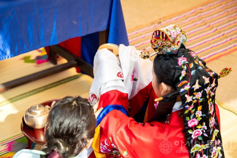 3.남산골전통혼례 모습.jpg