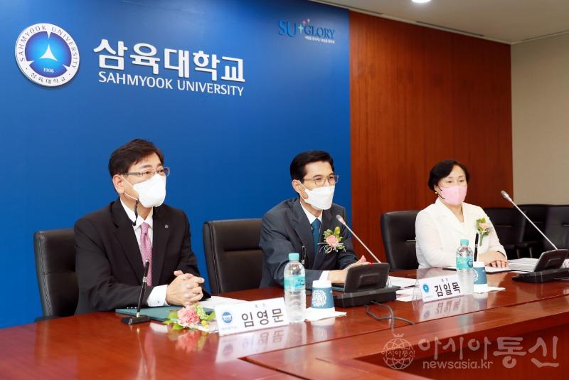 [사진2] 왼쪽부터 대진대 임영문 총장, 삼육대 김일목 총장, 대진대 김건희 총장.JPG