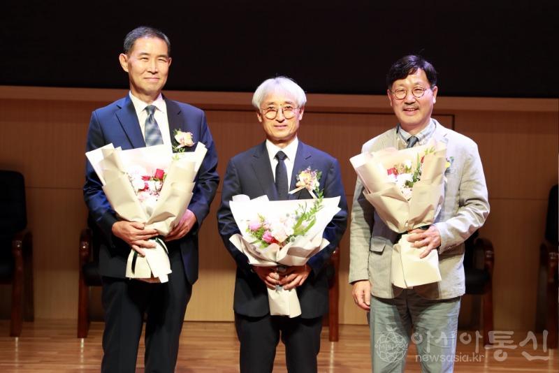 [사진] 왼쪽부터 삼육대 스미스학부대학 최수동 교수, 경영학과 조광현 교수, 음악학과 박정양 교수 (1).JPG