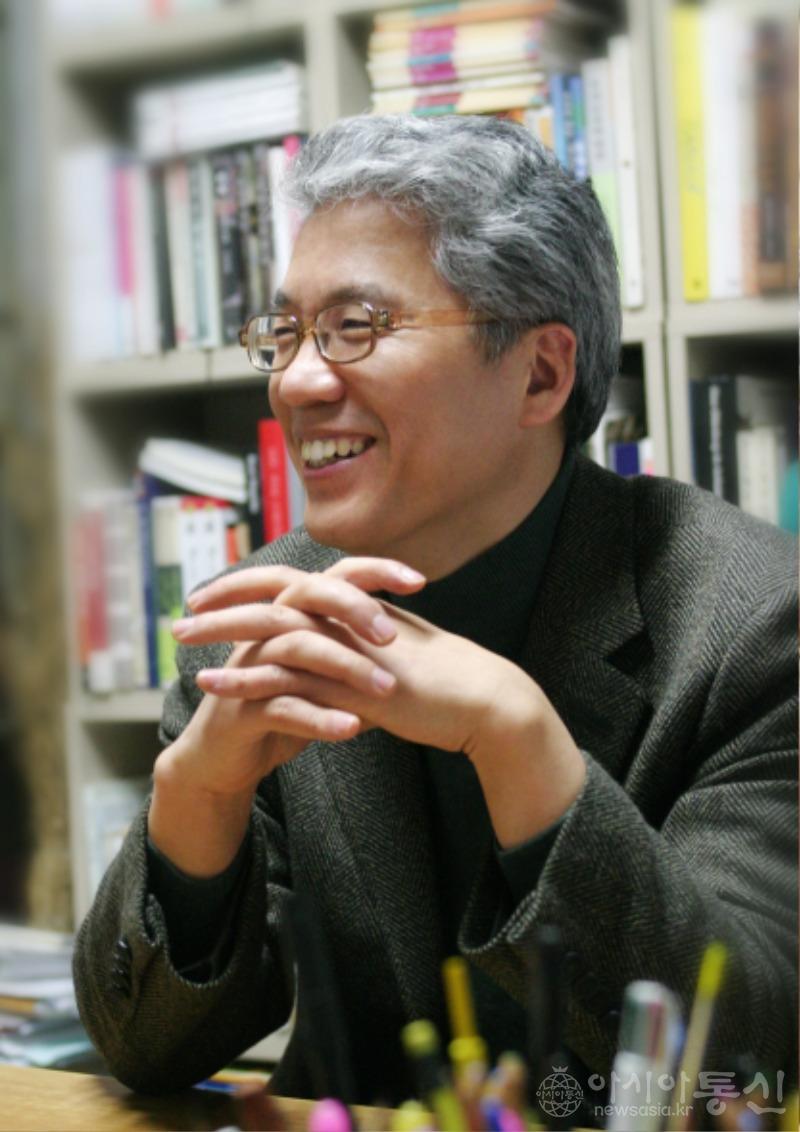 사본 -[사진] 김용선(김천정) 교수.jpg