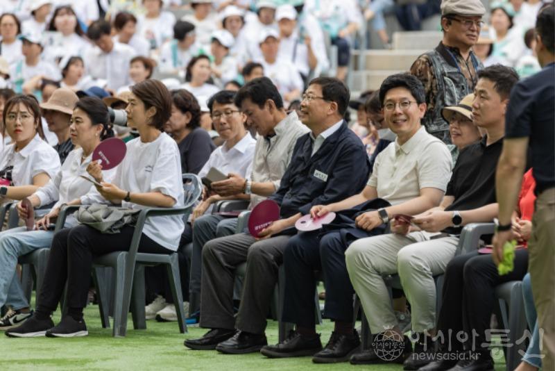 2. 김경호 구청장.jpg