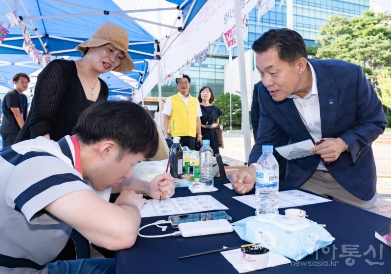 이재준 수원특례시장, “새빛돌봄이 제 역할 하도록 사회복지사,시민 여러분이 함께해 달라”(3).jpg
