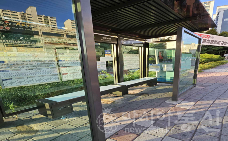 1서구, 폭염 및 한파 저감을 위한 버스승강장 냉온열의자 설치사업 시행(1).png