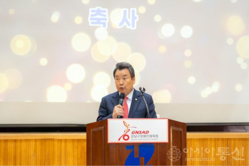 사진1. 강남구의회, ‘2023 강남구 장애인 체육인의 밤’ 참석.jpg