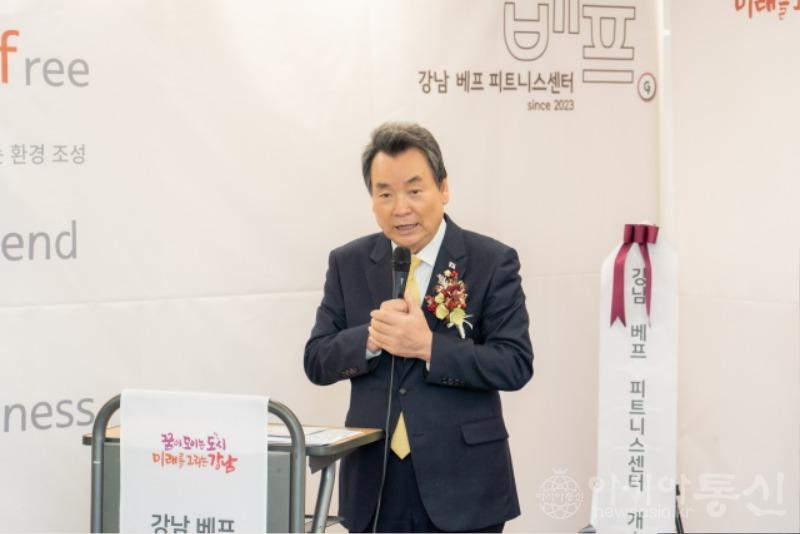 사진1. 강남구의회, ‘무장애 체력단련실 개소식’ 참석.jpg