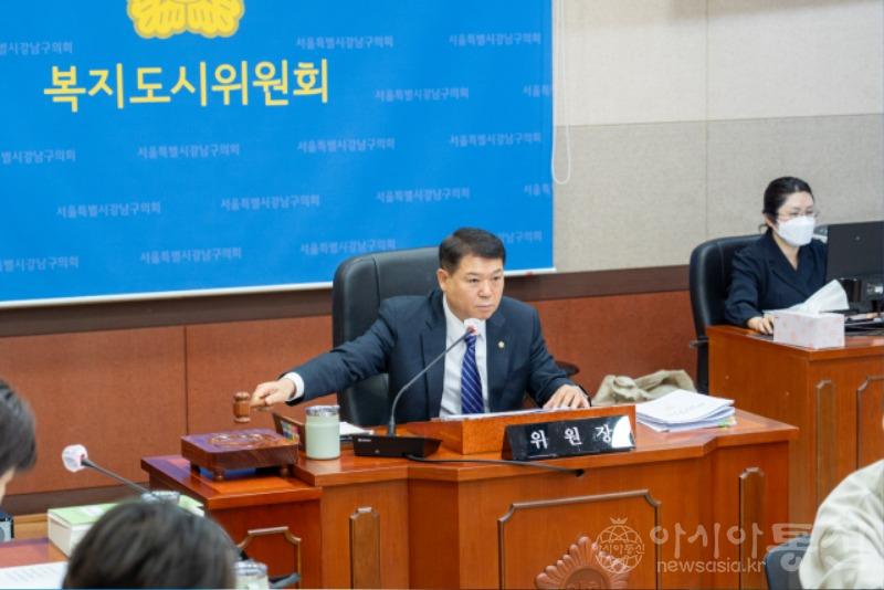 231127 제315회 제2차 정례회 복지도시위원회_2.jpg