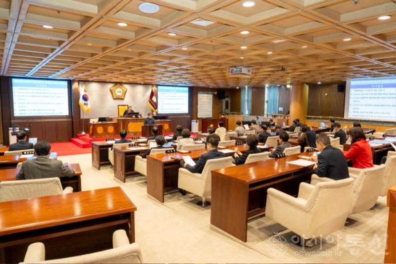 사진1. 강남구의회, 37일간의 제315회 제2차 정례회 마무리.jpg