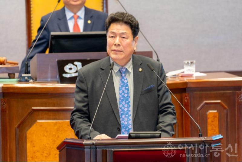 사진)이호귀 의원.jpg