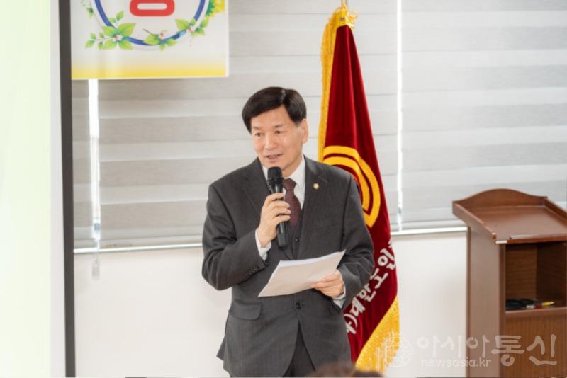 사진1. 강남구의회, “대한노인회 강남구지회 파크골프교실 개강식” 참석.jpg