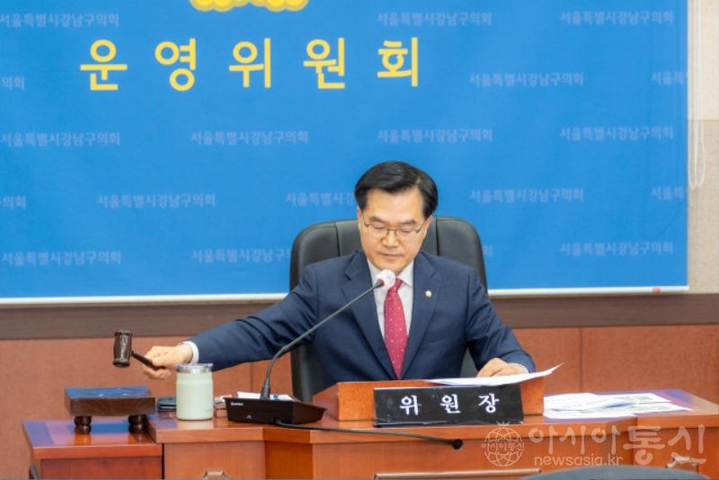 사진2. 강남구의회, 제318회 임시회 개회.jpg