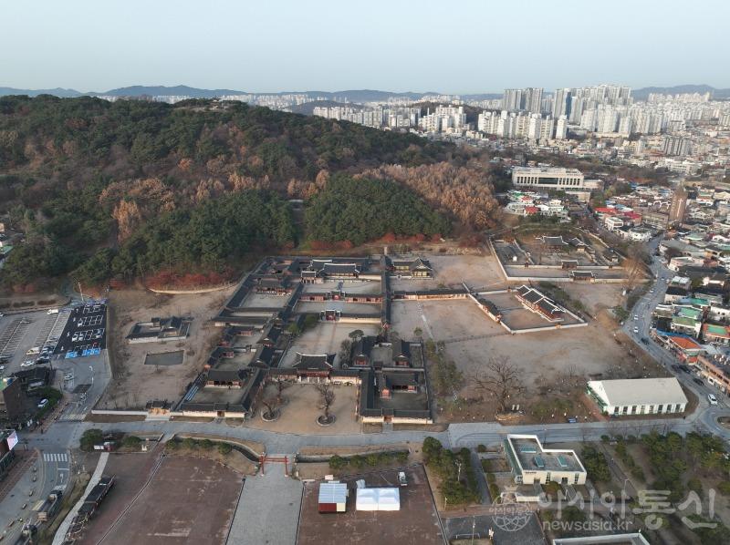 1-2. 일제가 파괴했던 화성행궁, 119년 만에 완전한 모습으로 돌아왔다.JPG
