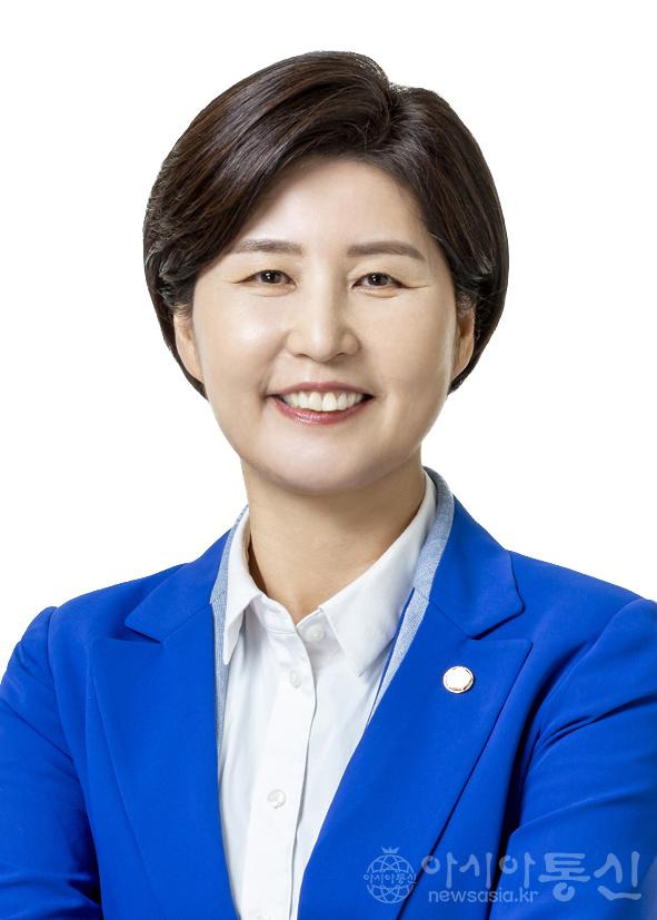 백혜련의원_프로필_사진.jpg