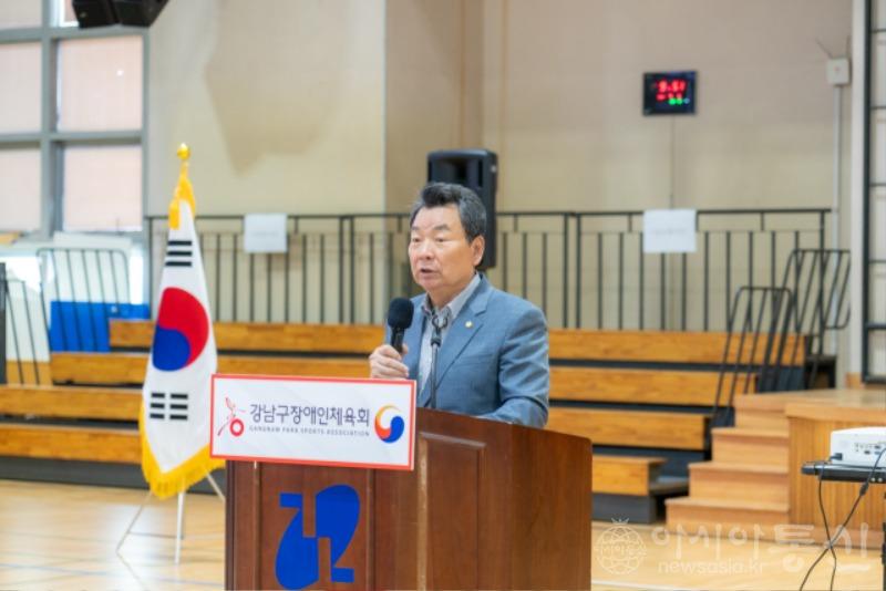 사진1. 강남구의회, ‘제2회 강남구청장배 어울림 탁구대회’ 참석.jpg