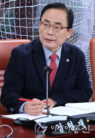 김형재 의원이 11월 22일 개최된 서울시의회 문화체육관광위원회 예산안 심의에서 질의를 하고 있다.