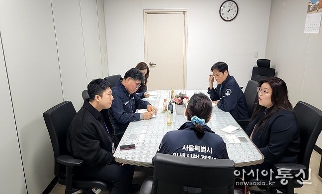 간담회 전경