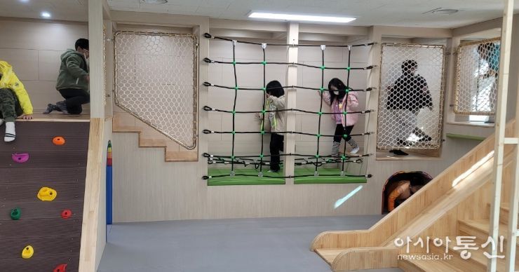 초등학교 놀이공간 재구조화 사업