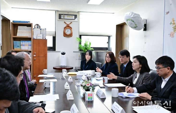 서울특별시의회 최호정 의장, 재한몽골학교 방문…“한국과 몽골 잇는 가교역할 기대”