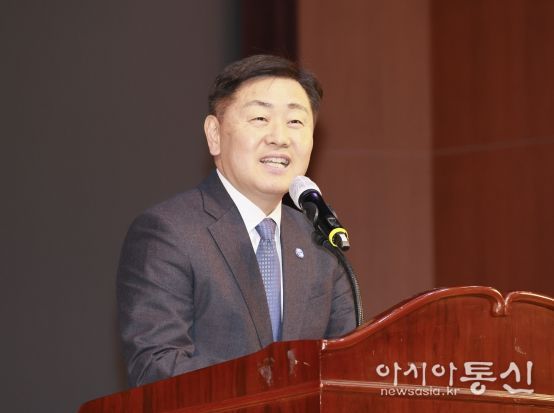 김관영 전북도지사, 직원들과 도정운영 추진상황 소통