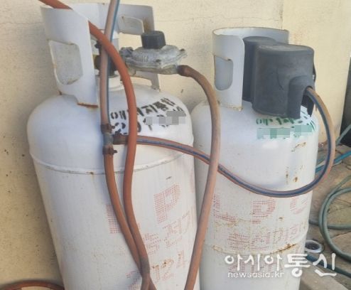 금속배관 교체 전.