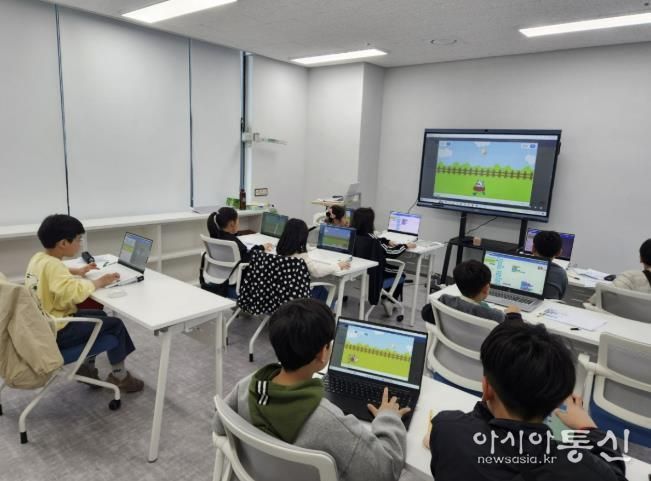 동두천시 오르빛도서관, 보드게임으로 사고력! 코딩으로 상상력! 아이들 마음 사로잡은 독서문화 프로그램 성료