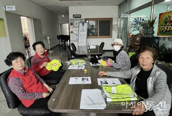 수원시 권선구, 2025년 재활용품 수집 노인 하절기 안전용품 배부