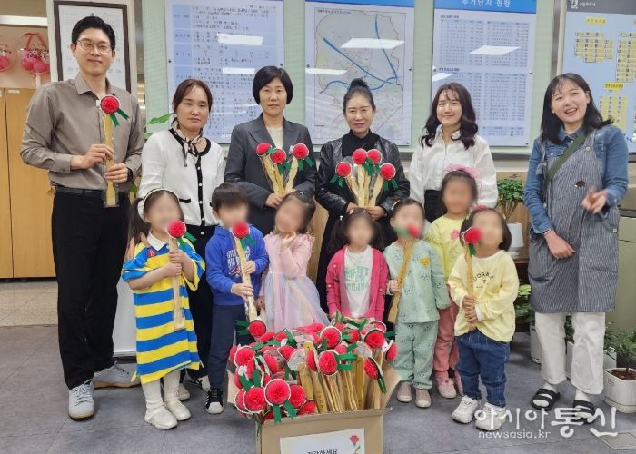 수원시 영통구 광교1동, 가정의 달을 맞아 어르신 및 취약계층 가구에 빵과 카네이션 전달