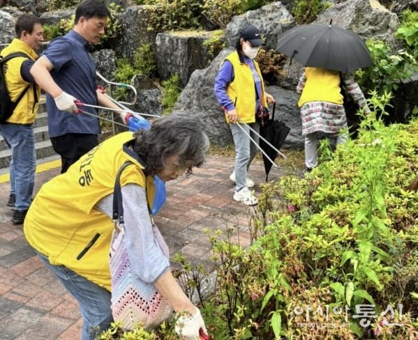 수원시 장안구 정자1동, 행복홀씨 정화활동 펼쳐