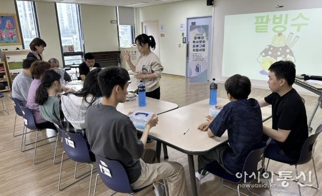 용인특례시 기흥도서관은 발달장애인 맞춤 독서문화 프로그램을 운영했다