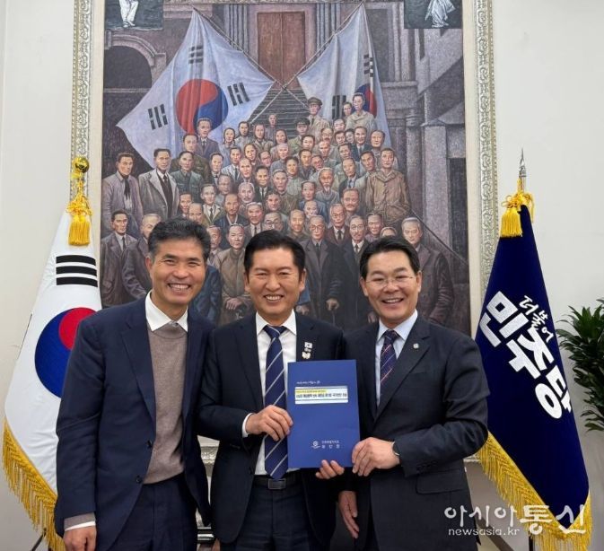 정청래 더불어민주당 당대표 면담 RE100 국가산단 조성 등 지역 현안 건의