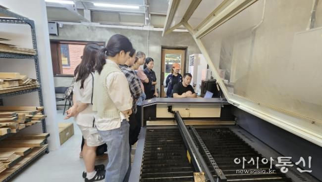 청년협업마을 레이저조각기 실습교육