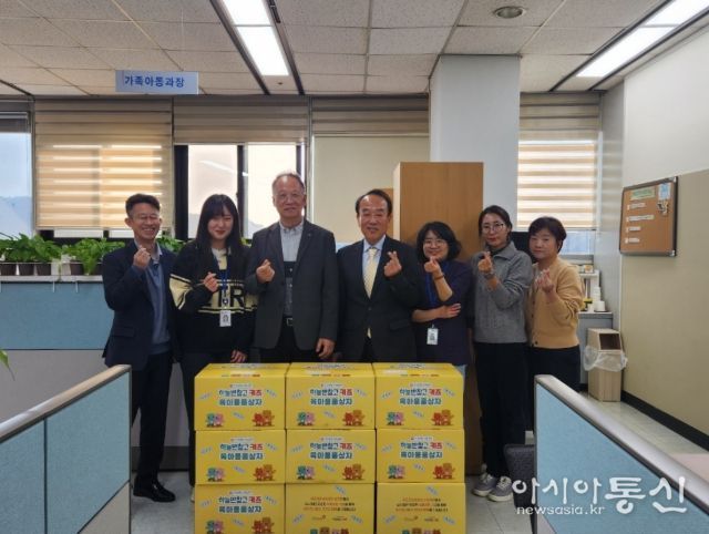 양주시 드림스타트팀, 국민건강보험공단 양주지사서 ‘하늘반창고 육아용품 상자’ 지원받아 취약계층 전달