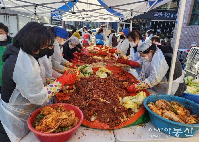 고양시 정발산동, 사랑의 김장 나눔 행사 개최