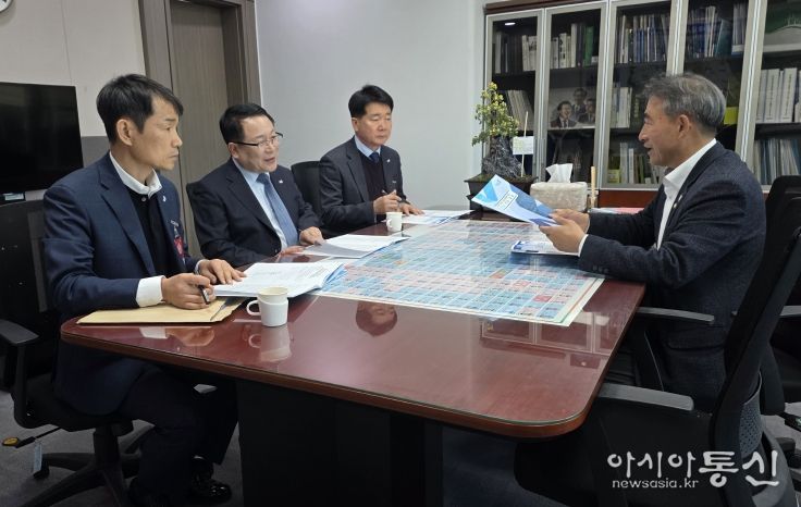 정헌율 익산시장_핵심 사업 예산 설득 총력전(윤준병 민주당 전북도당위원장 면담)