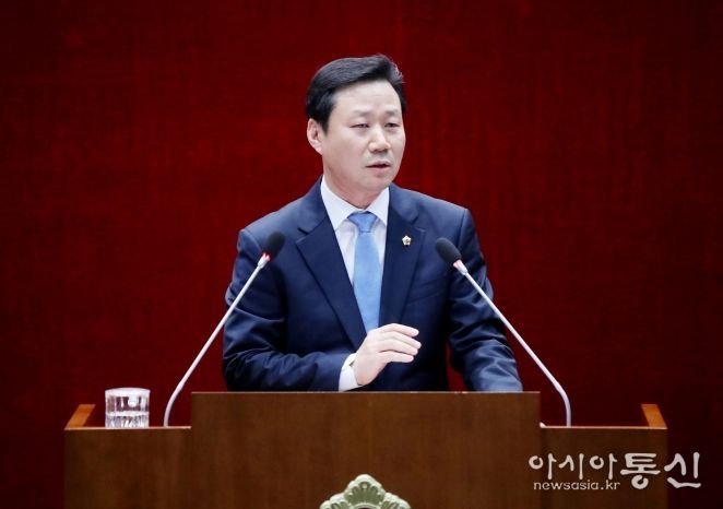 성남시의회 더불어민주당 이준배 대표의원 시정질문